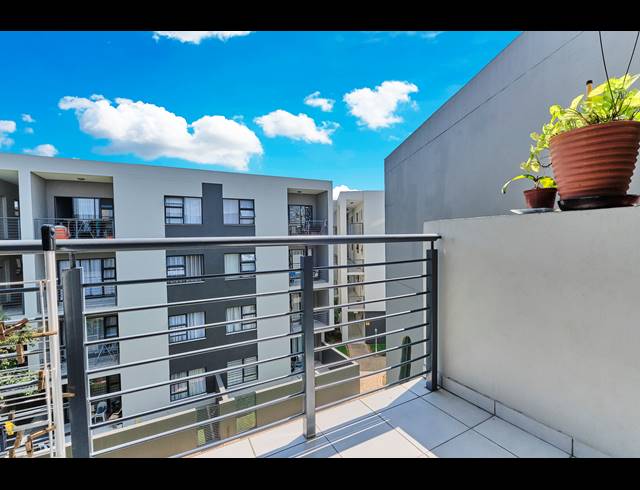 2 BEDROOM APARTMENT RENTED IN NORTH RIDING